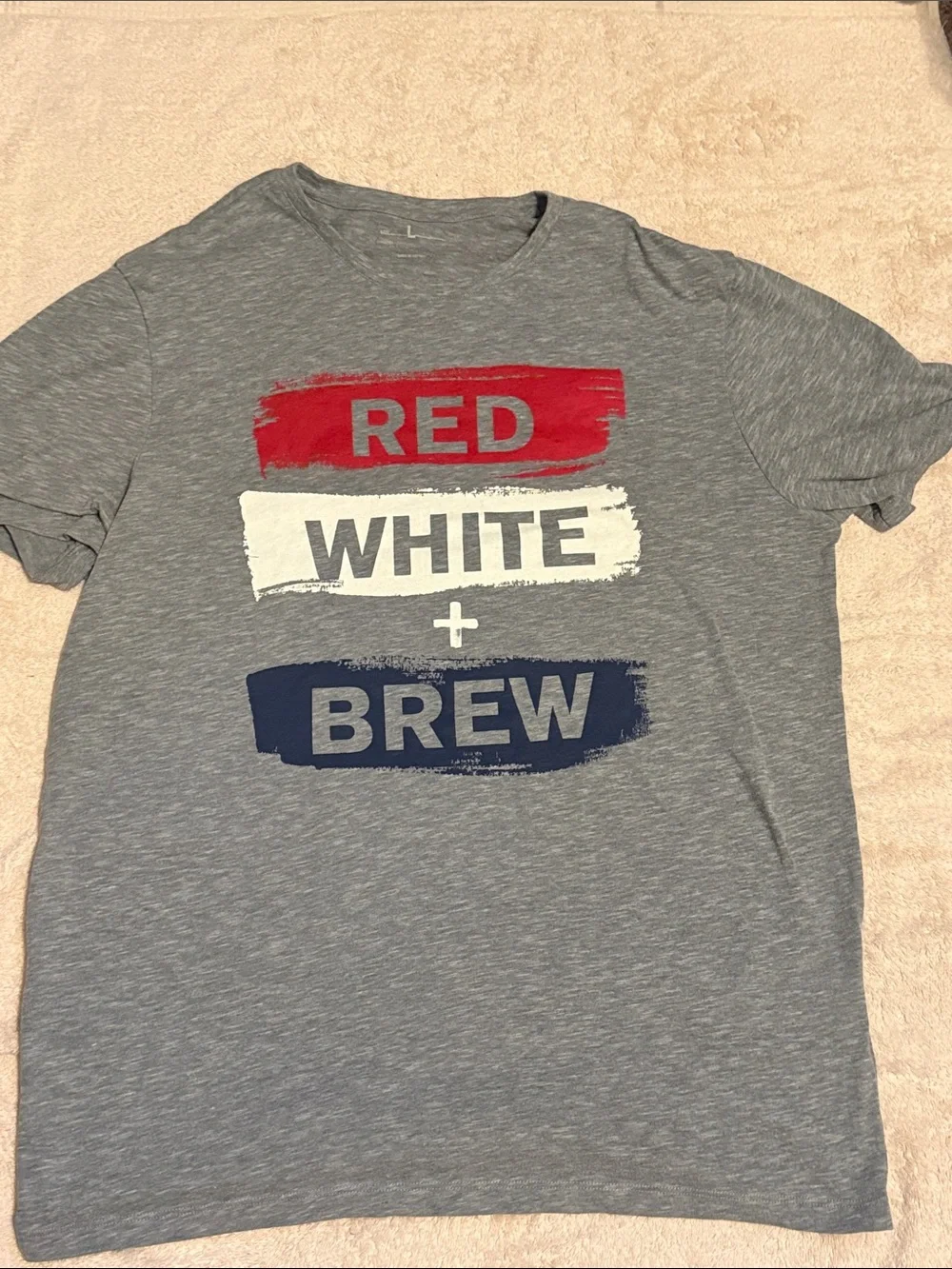 Banana Republic Gray Graphic 'RED WHITE BREW' Short Sleeve Tee